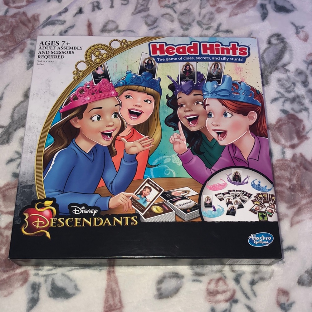 Head Hints Disney Descendants